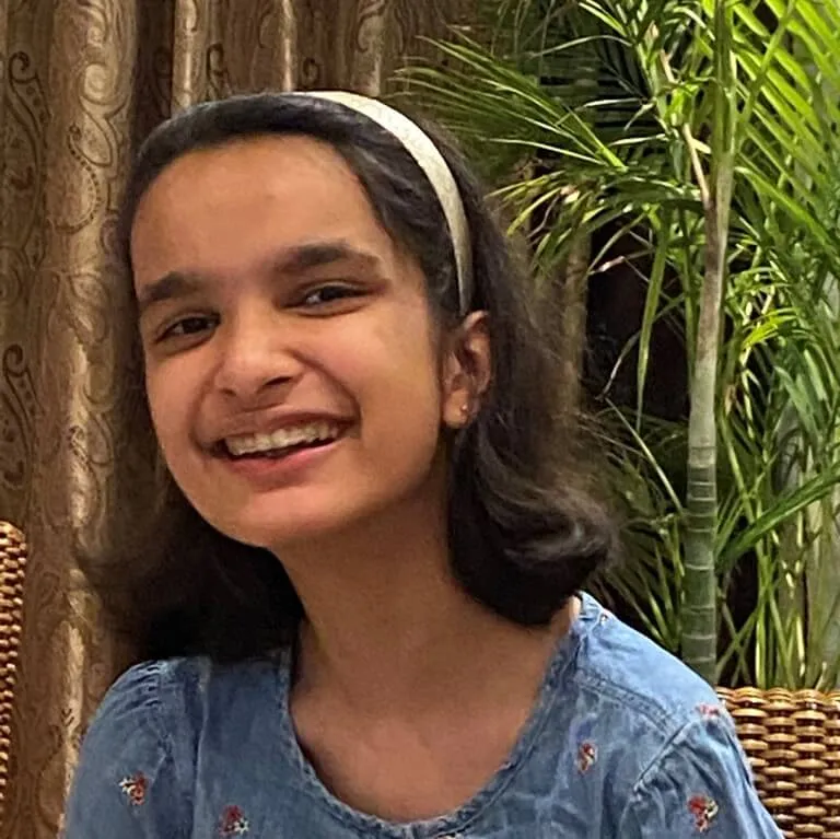 Zehn Kashyap headshot